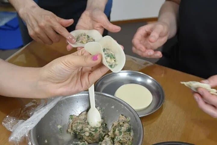 Learn to Make Home Style Tempura Udon and Gyoza — photo 3