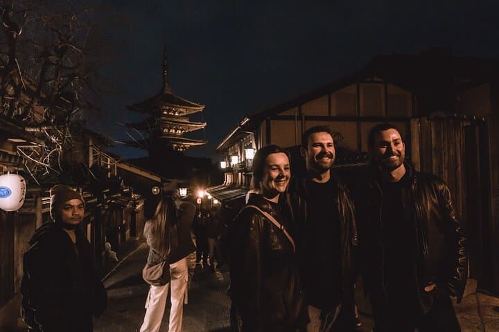 Gion Night Walking Tour — photo 13