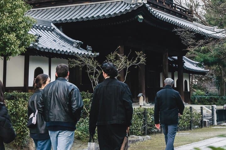 Gion Night Walking Tour — photo 7