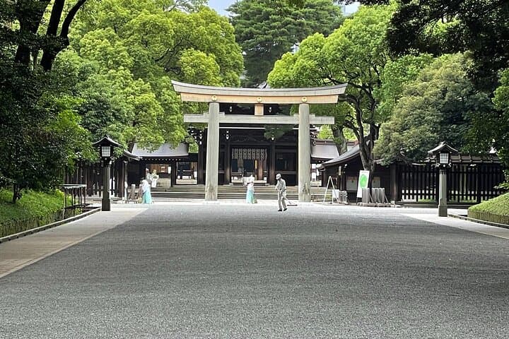 "Enjoy Tokyo Tour" Harajuku Meiji-jingu & Delicious Sake Tasting — photo 6