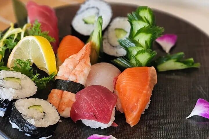 Cultural Cooking Class Featuring Ramen Sushi and Tea Ceremony — photo 2