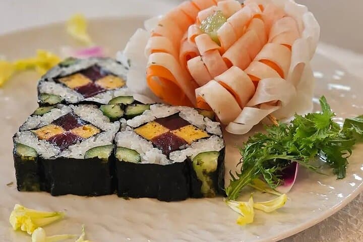 Cultural Cooking Class Featuring Ramen Sushi and Tea Ceremony — photo 8