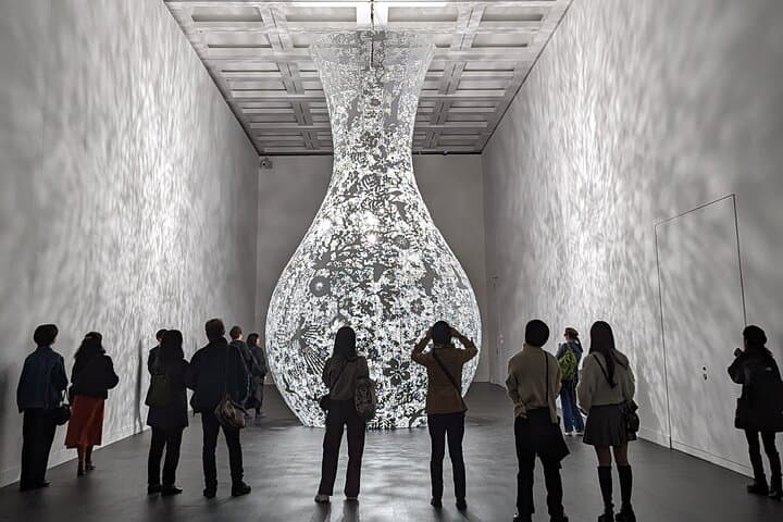 Private Contemporary Art Tour in Tokyo — photo 2