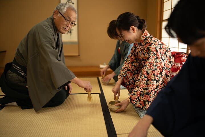 Tea Ceremony Experience in the Sheraton Miyako Hotel Osaka — photo 3