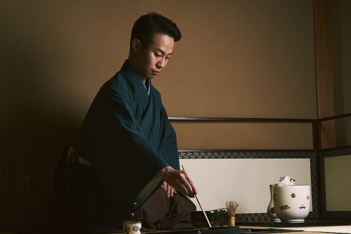 Tea Ceremony Experience in the Sheraton Miyako Hotel Osaka — photo 5