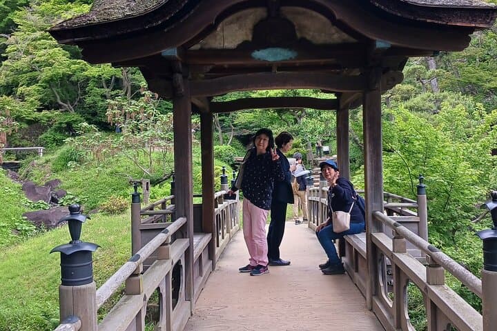 Guided History & Nature Exploration in the Yokohama Hill Area — photo 8