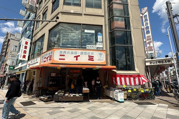 Tokyo: Traditional Japanese Food Sample Making in Asakusa — photo 10