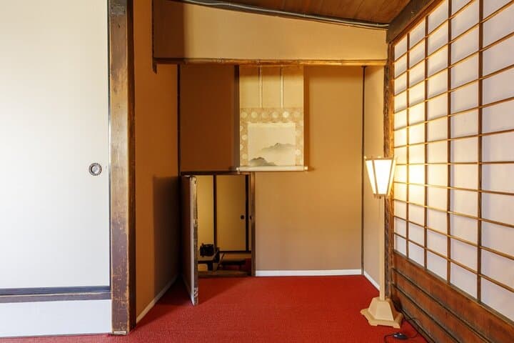 Kanazawa Ninja Temple Half Day E-bike tour — photo 3