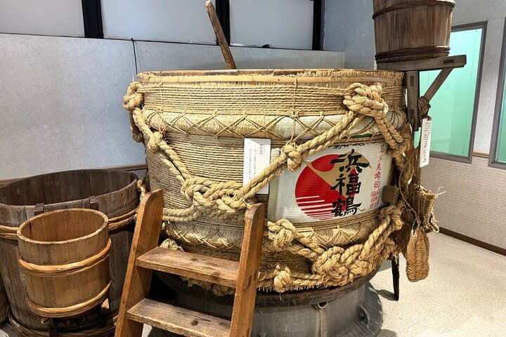Private Tour in the Largest Sake Brewery in Japan — photo 10