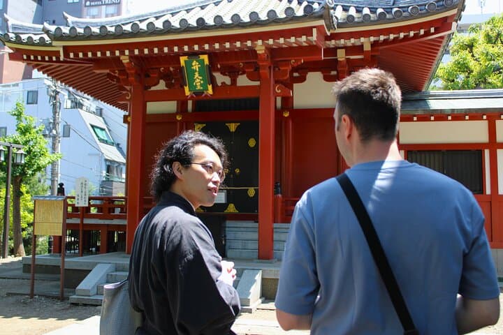 Tokyo: Asakusa Walking Tour & Comedy Night — photo 3