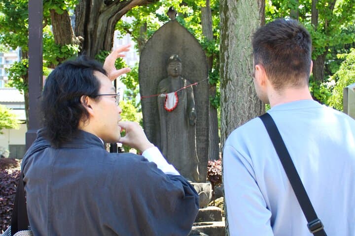 Tokyo: Asakusa Walking Tour with Japanese Comedian — photo 6