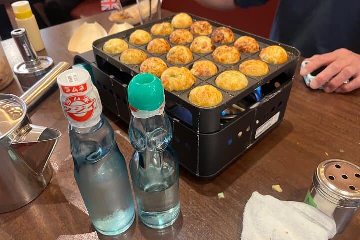 Experience Cooking Takoyaki in its Birthplace, Osaka — photo 9