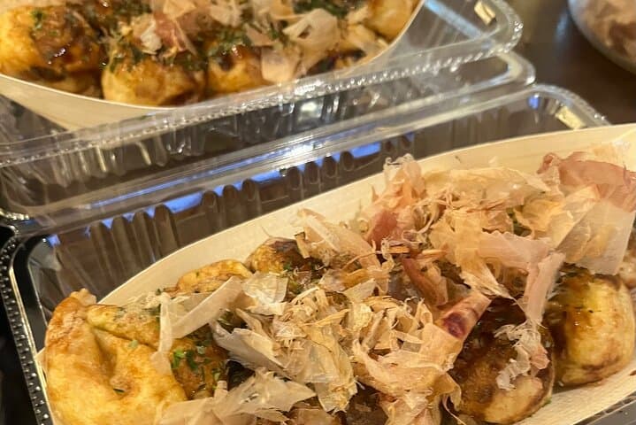 Experience Cooking Takoyaki in its Birthplace, Osaka — photo 11