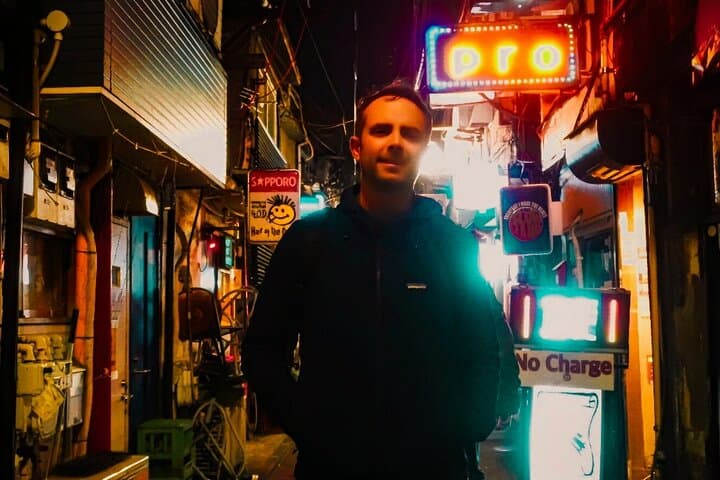 Licensed Guide Shinjuku Dramatic Tour (Tokyo) — photo 19
