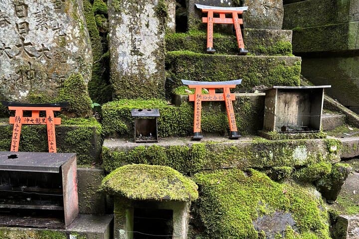 Hiking in Fushimi Inari and its 10,000 Gates — photo 2