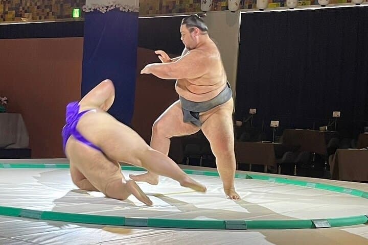 Up-Close Sumo Experience at Ochi Stable: Wear Kimono in Osaka — photo 2