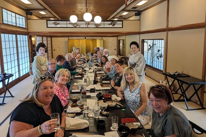 Private Customizable Car and Mini Van Tour in Tokyo — photo 7