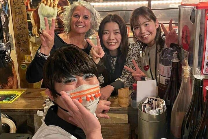 Bar hopping: Create lasting memories with TOMODACHI guides! — photo 2