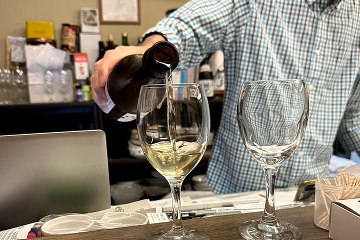 Tasting Food and Japanese Sake in Taito City — photo 2