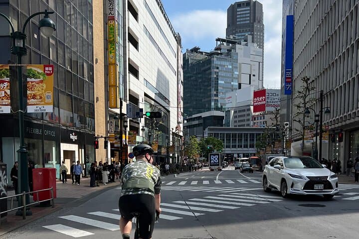 English/Italian guided cycling tour in Tokyo(with a rental bike) — photo 17