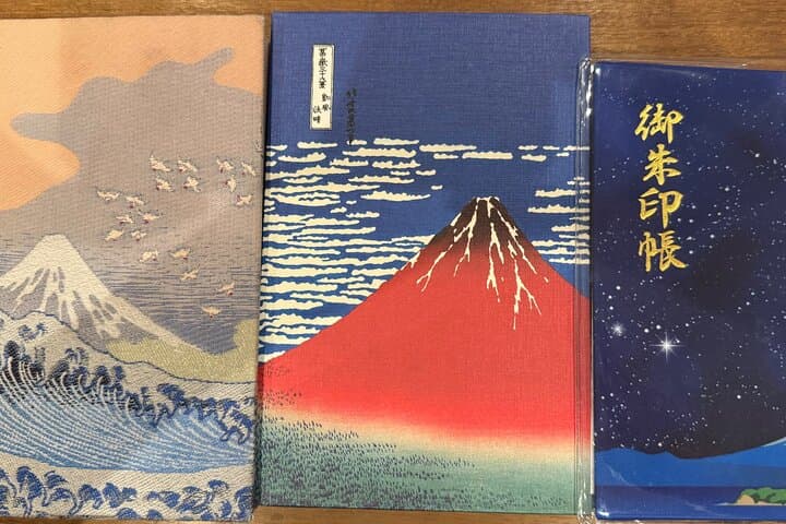 Goshuin Collecting & Garden Walk in Local Tokyo — photo 11