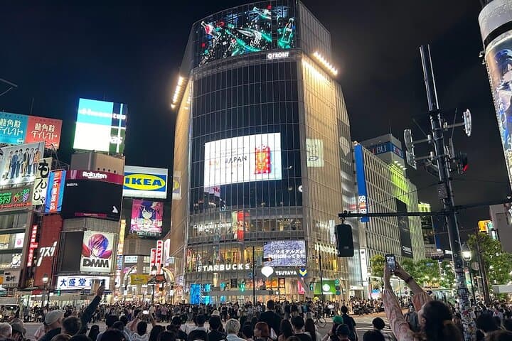 4 Hours Shibuya - Shinjuku Night Tour — photo 6