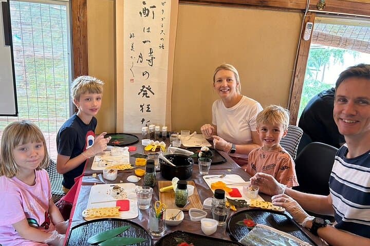 Make Rice Balls and Enjoy a Japanese Home-Style Lunch in Yanaka — photo 10