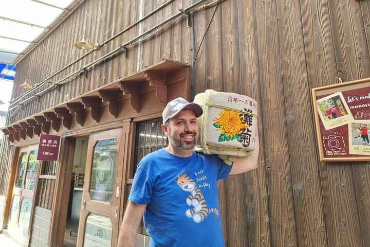 World Heritage Himeji Castle & Sake Breweries Private Tour — photo 7