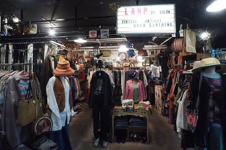 Tokyo Vintage Shopping and Local Food Experience in Shimokitazawa — photo 5