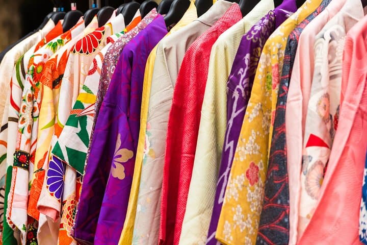 Kyoto 1day 100% silk of traditional. Kimono Rental Experience — photo 7
