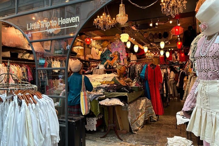 Tokyo's Neighborhood Digs: Coffee, Records & Vintage Vibes — photo 8