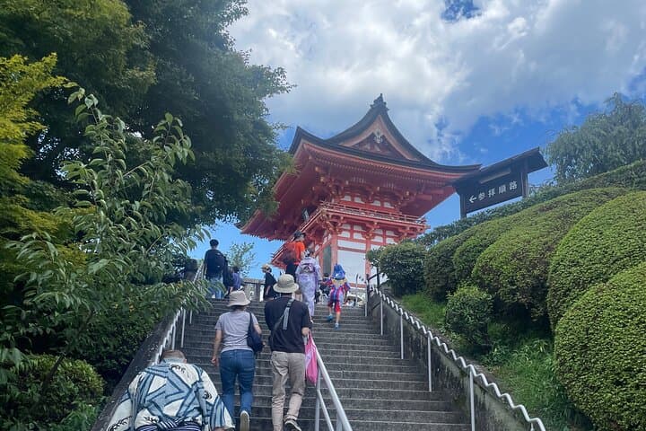 Kyoto Adventures Private English Tour With Hotel Pick Up — photo 10
