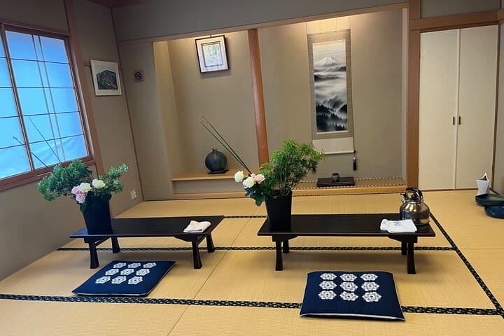 2 Hours Flower Arranging Ikebana Class Temple Tokyo Ota-ku — photo 3
