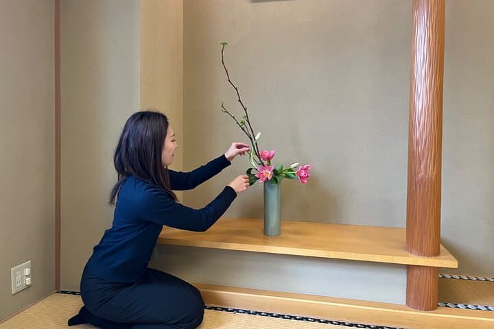 2 Hours Flower Arranging Ikebana Class Temple Tokyo Ota-ku — photo 8