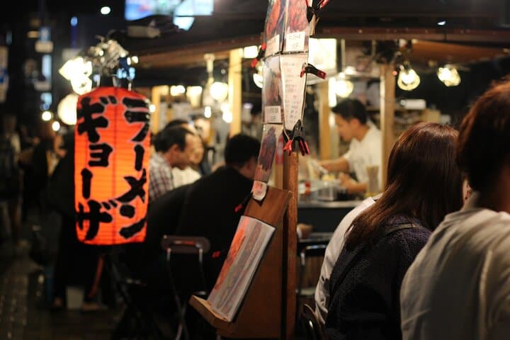 Private Tour Visit to Fukuoka Street Stall with English Guide