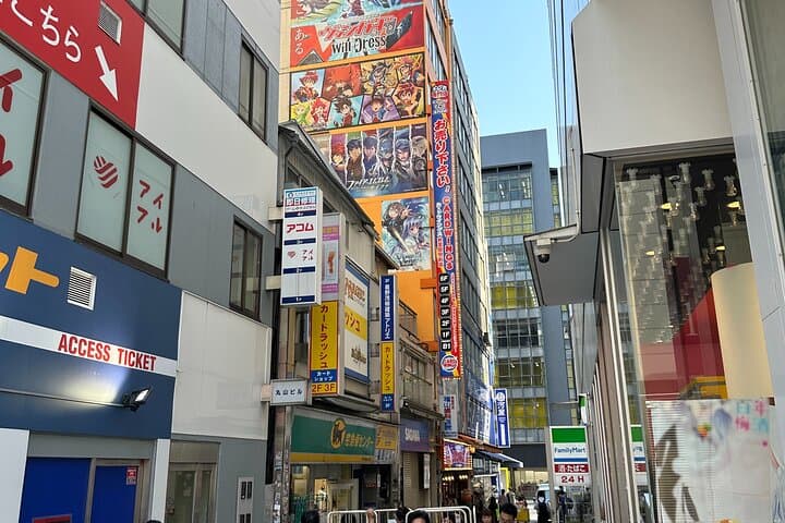 Private Akihabara Retro Tokyo Anime Game Maid Cafe Tour w/ pickup — photo 19
