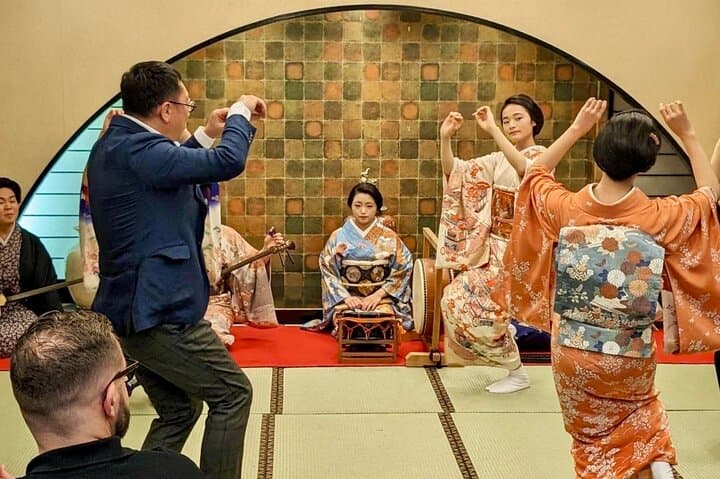 Kagoshima Hot-Pot Dining and Traditional Satsuma Dance Evening — photo 4
