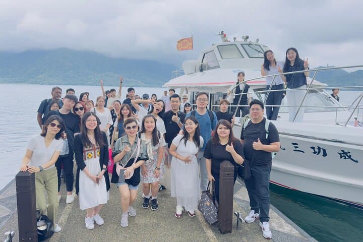 Exclusive Day Tour to Mount Fuji and Oshino Hakkai from Shinjuku — photo 2