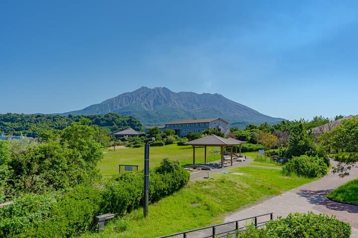 Kagoshima Senganen and Sakurajima Tour by private car — photo 2