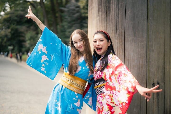 Tokyo, Shibuya: Meiji Shrine Tour in KIMONO / English-friendly — photo 8