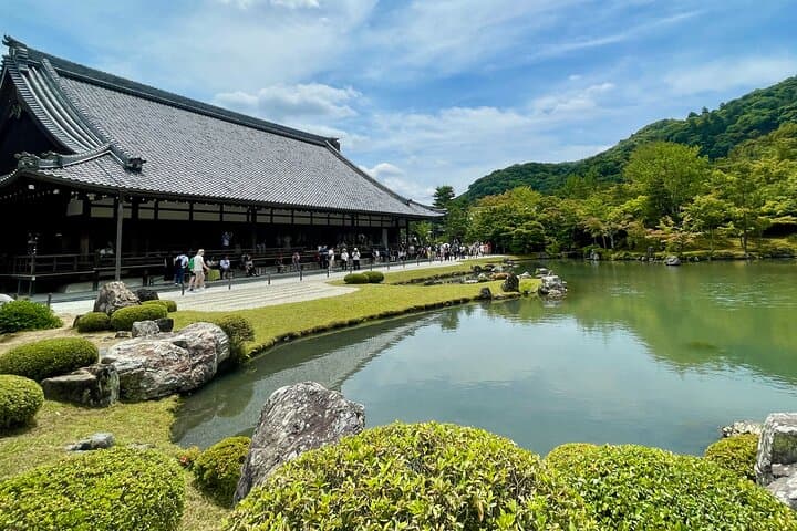 Kyoto Early Bird English Tour: Fushimi-Inari and Arashiyama — photo 4