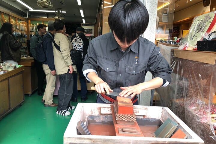Taste of Tradition Osaka Kuromon Market Half-Day Guided Food Tour — photo 6
