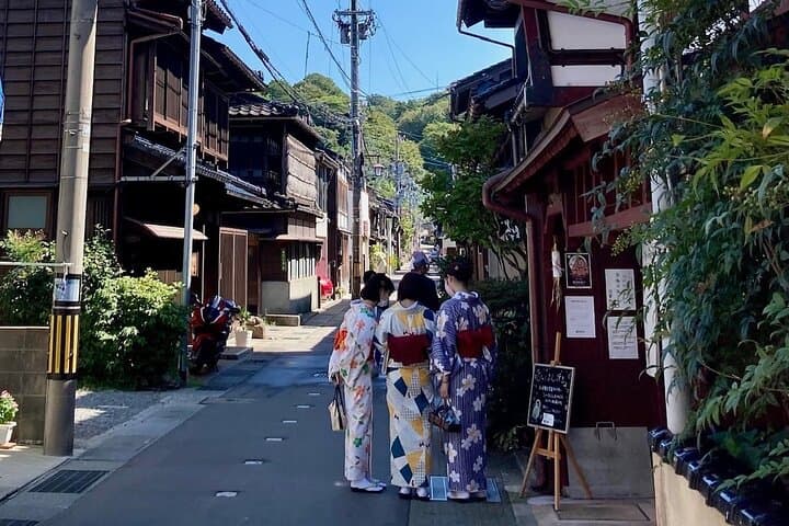 Private walking Tour of Kanazawa's Historical Districts 4h — photo 3