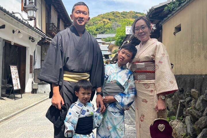 Kyoto Kimono Rental mimosa for Families — photo 4