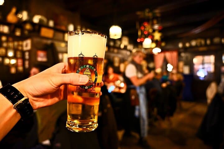 Shinjuku Kabukicho bar hopping & grab a bite tour w/Local Guide — photo 19