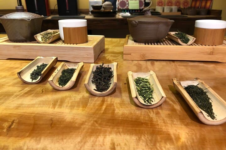 Japanese Tea Discovery Experience at famous Tea House in Kyoto — photo 8