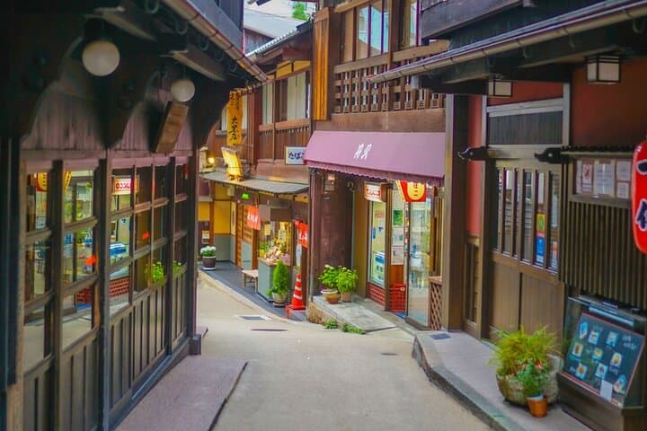 Kobe's Harmony: Mountains, Sea, and the Serenity of Arima Onsen — photo 2