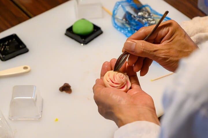 Private Japanese Sweets Making Class and Tea Ceremony in Kanazawa — photo 3