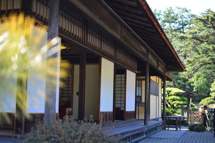 Essence of Takamatsu: Udon, Gardens, and Local Charm — photo 16