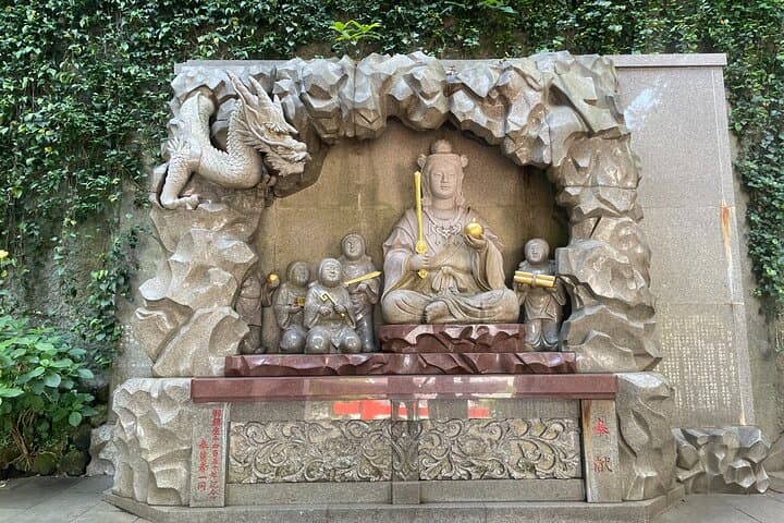 Gourmet Food and Temple Visit tour in Enoshima — photo 13